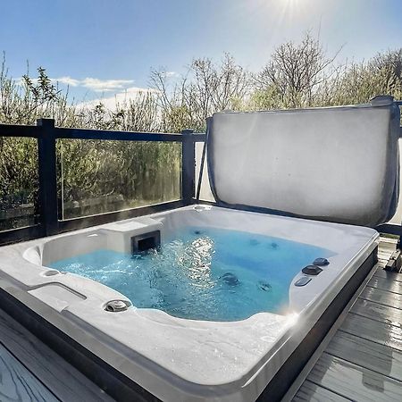 Cheddar Woods Resort And Spa 外观 照片